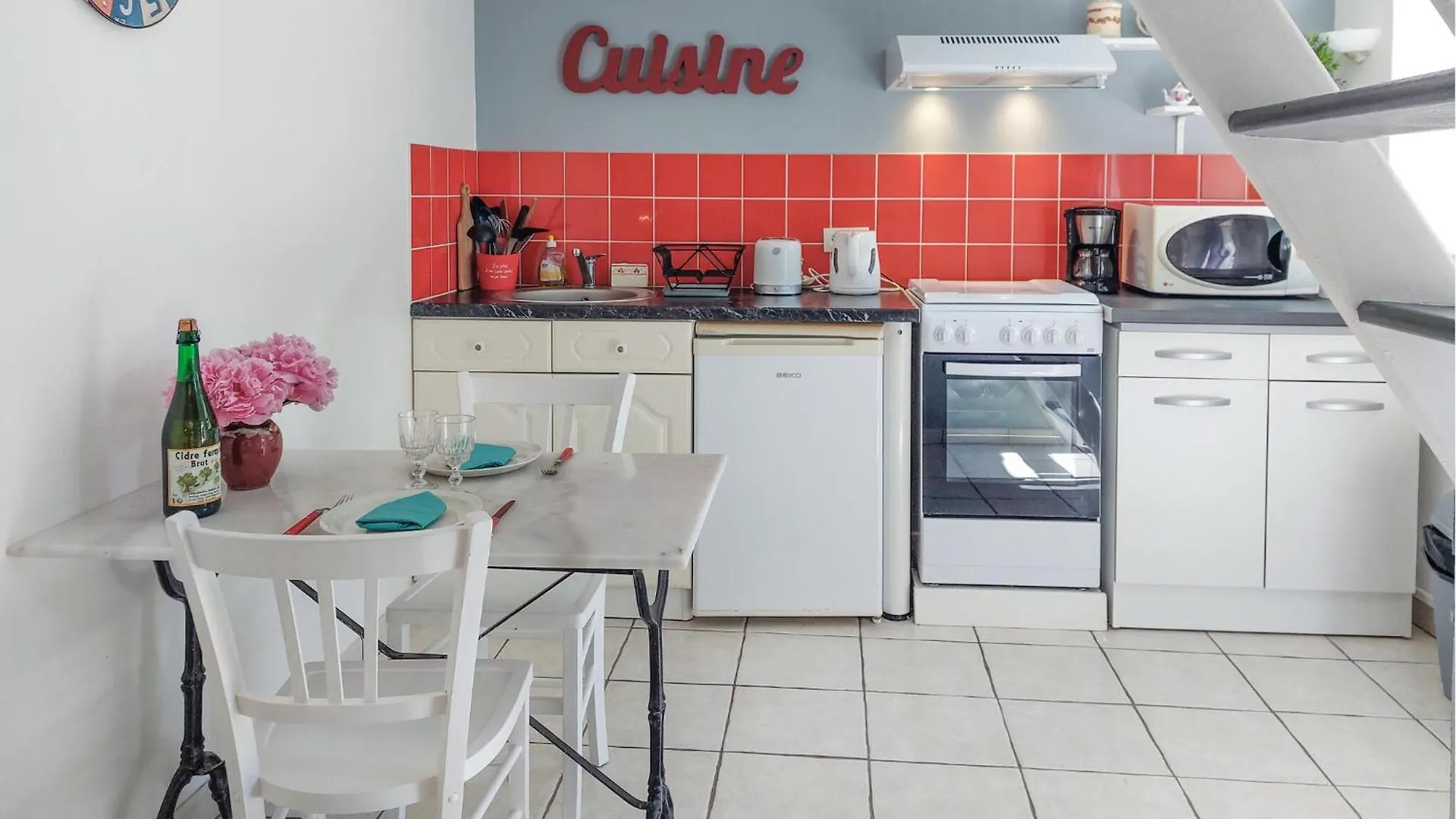 Holiday home Cozy Home In Plerin With Kitchen